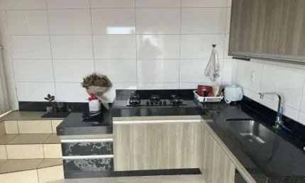 Casa para Venda em Patos de Minas, CRISTO REDENTOR, 4 dormitórios, 2 suítes, 2 banheiros, 3 vagas