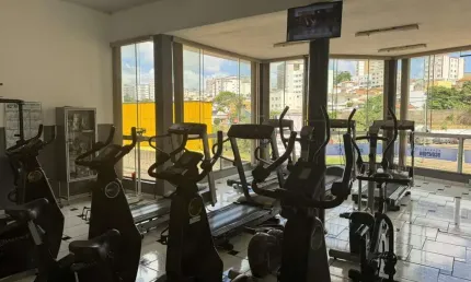 Comercial para venda em patos de minas, antônio caixeta, 4 banheiros