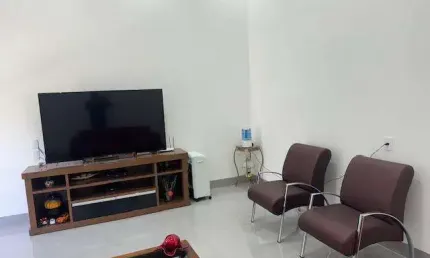 Casa para venda em patos de minas, valparaiso, 3 dormitórios, 2 suítes, 2 banheiros, 4 vagas