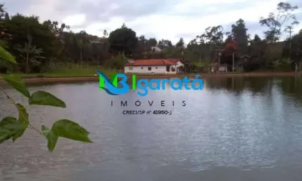 Sítio para Venda em Igaratá, Centro, 3 dormitórios, 1 suíte, 2 banheiros, 8 vagas