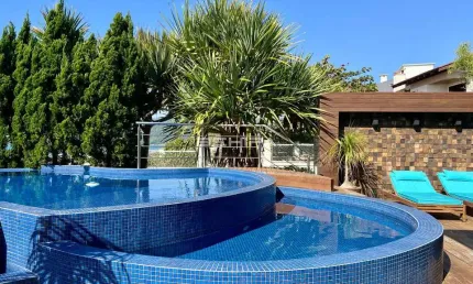 Casa Beira Mar 16 Pessoas Piscina na Praia de Canto Grande