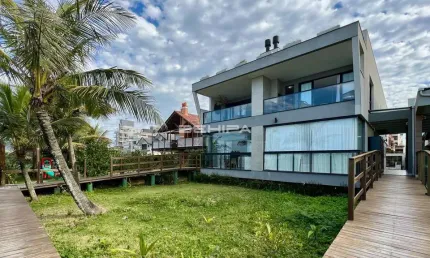 Apartamento beira mar 8 pessoas praia de mariscal bombinhas