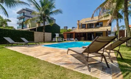 Casa com 4 quartos para alugar no Canto Grande, Bombinhas 