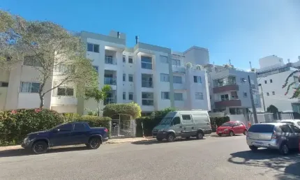 Apartamento com 2 quartos no bairro rio tavares, à 300 metros da praia..
