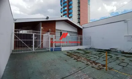Casa à venda na Avenida Carlos Salles Block, Anhangabaú, Jundiaí
