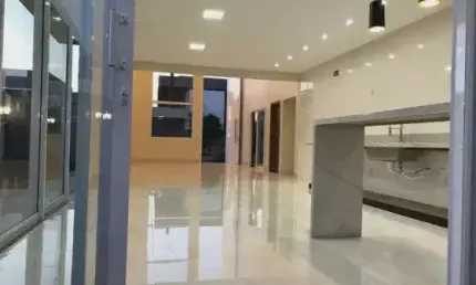 Imóvel para venda tem 298 metros quadrados com 4 quartos em Vivendas do Arvoredo - Londrina - PR