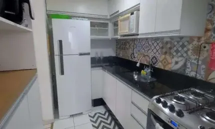 Apartamento de 3 quartos com suíte, varanda e vaga - Centro - Itaboraí - RJ