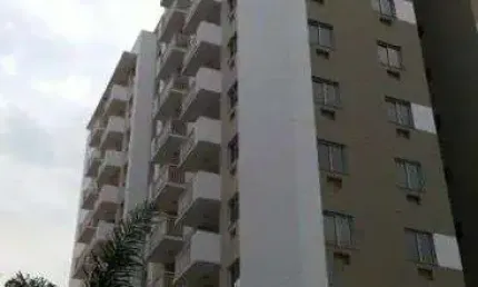 Apartamento de 2 quartos com suíte, planejados, varanda e vaga - Centro - ItaboraíRJ