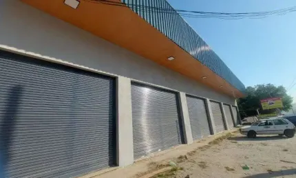 Galpão com 900m², escritório, banheiros e estacionamento - RJ-106 - São José do Imbassaí - Maricá/RJ