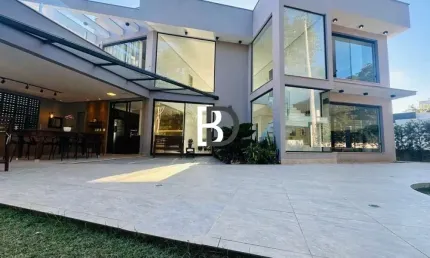 Casa em condomínio fechado com 4 quartos à venda na alameda rio negro, 10, alphaville, rio das ostras, 300 m2 por r$ 2.300.000