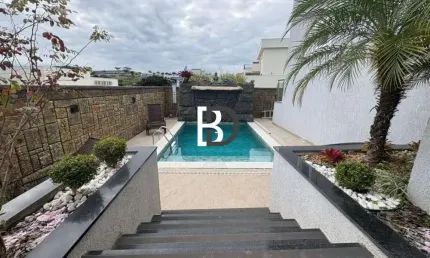 Casa com 4 quartos à venda na avenida europa, 10, alphaville, rio das ostras, 10 m2 por r$ 2.100.000