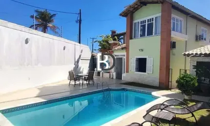 Casa com 5 quartos à venda na rua oitis, 16, geribá, armação dos búzios, 234 m2 por r$ 2.260.000