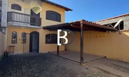 Casa com 3 quartos à venda na rua márfim, 19, ouro verde, rio das ostras, 10 m2 por r$ 500.000