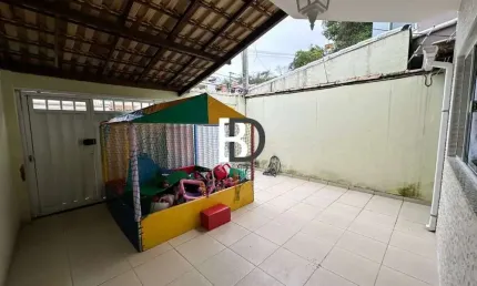 Casa com 3 quartos à venda na avenida berta fernandes martins antunes, 10, jardim vitória, macaé, 135 m2 por r$ 510.000