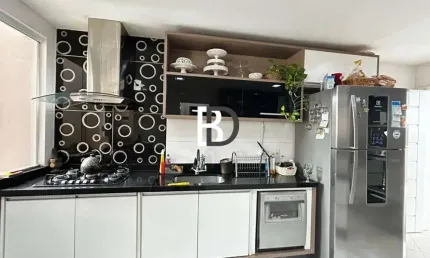 Casa com 4 quartos à venda na rua rua são marcos, 23, jardim vitória, macaé, 345 m2 por r$ 950.000