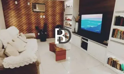 Casa em condomínio fechado com 3 quartos à venda na praça josé pereira câmara, 10, centro, rio das ostras, 150 m2 por r$ 580.000