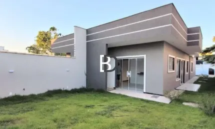 Casa com 3 quartos à venda na avenida dos bandeirantes, 10, verdes mares, rio das ostras, 211 m2 por r$ 480.000