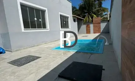 Casa com 3 quartos à venda na rua aurélio buarque de holanda, 60, enseada das gaivotas, rio das ostras, 100 m2 por r$ 450.000