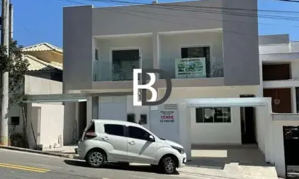 Casa com 3 quartos à venda na rua rua oscarito, 10, vale das palmeiras, macaé, 128 m2 por r$ 550.000