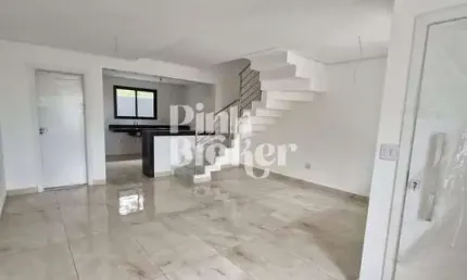 Casa geminada à venda de 3 quartos e 4 vagas de garagem, localizado bairro cabral em contagem/mg.