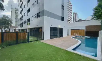 CNN - Apartamento no Espinheiro | Edf. Porto Arromanches, com, 03 Quartos, Nascente, Lazer, Vaga Coberta.
