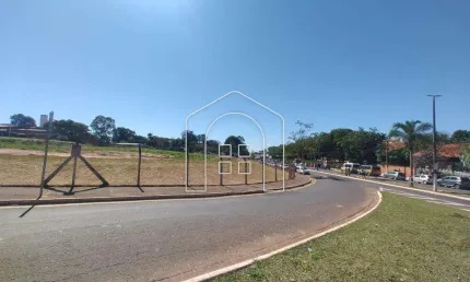 Sala comercial à venda no Palmital, Marília  por R$ 20.100.000