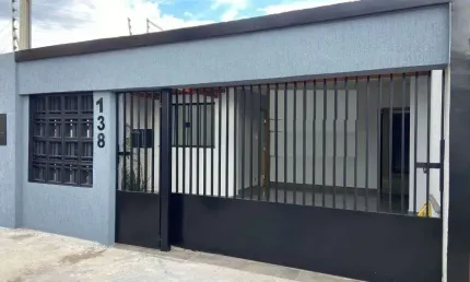 Casa padrao a venda no jardim santo antonio em arapongas