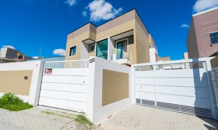 Uberaba: sobrados tríplex modernos em condomínio fechado com 3 quartos, terraço e 2 vagas!
