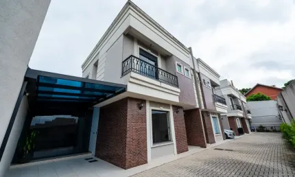 Sobrado duplex em condomínio frente ao colégio expansão — suíte ampla, espaço gourmet e 1 vaga cober