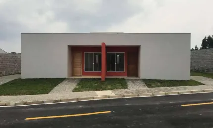 Casa com 3 quartos à venda no Parque do Embu, Colombo  por R$ 270.000