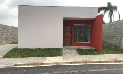 Casa com 3 quartos à venda no Parque do Embu, Colombo  por R$ 273.000