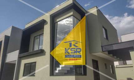 Casa com 3 quartos à venda na Vila Guaraci, Colombo  por R$ 650.000