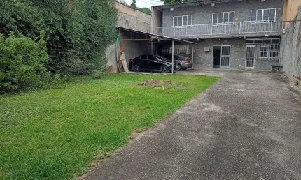 Vendo casa 2 quartos(suite) + kitinet - 480m² - 2 vagas - olavo bilac - são joão de meriti