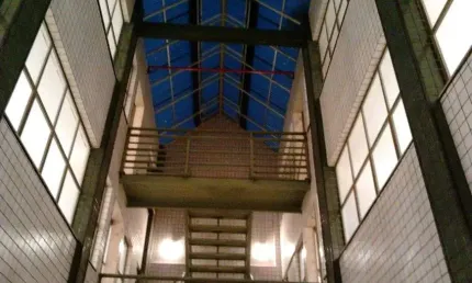 Vendo ou alugo lindo prédio 800m² - 25 de agosto - duque de caxias