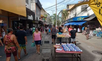 Passo loja 86m² + 2 andares corridos - calçadão são joão de meriti