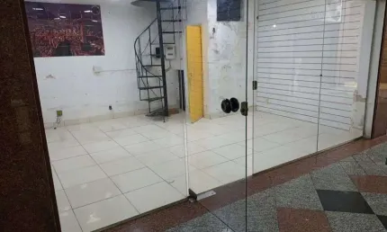 Alugo loja duplex 32m² - 1 banheiro - centro de duque de caxias
