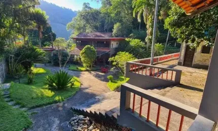 Casa à venda na Avenida Quinze de Novembro, Praia de Olaria (Guia de Pacobaíba), Magé