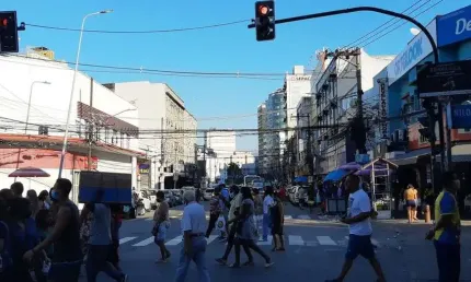 Sala comercial para alugar na Rua Manuel Correia, 1, Centro, Duque de Caxias
