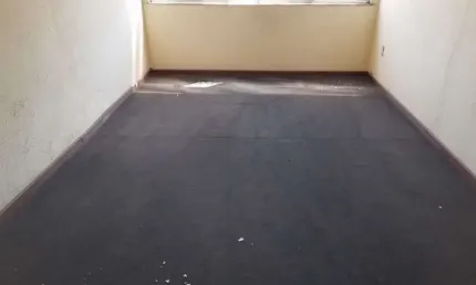 Vendo 2 lojas 70m² e 54m² + sobrado + área livre 250m²