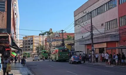 Vendo 4 lojas + sobreloja - 684,38m² - centro duque de caxias
