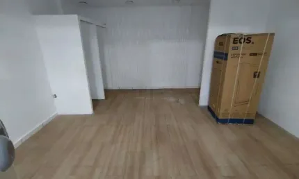 Alugo lojas 15m² centro vilar dos teles - são joão de meriti
