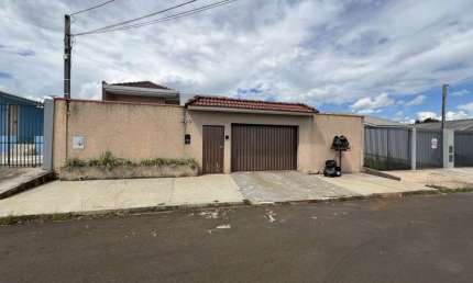 Casa com 4 quartos à venda na Rua Conselheiro Cândido de Oliveira, Uvaranas, Ponta Grossa