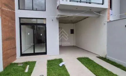 Sobrado Geminado | Alto padrão construtivo e em excelente localização