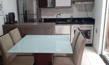 Sobrado geminado 2 dormitório lavabo bairro Cidade Nova Itajaí/SC