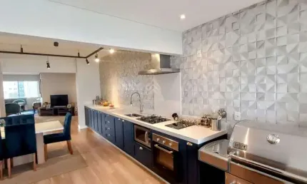 EDIFÍCIO IVO MARIO TROMBINI - Amplo apartamento com localização privilegiada