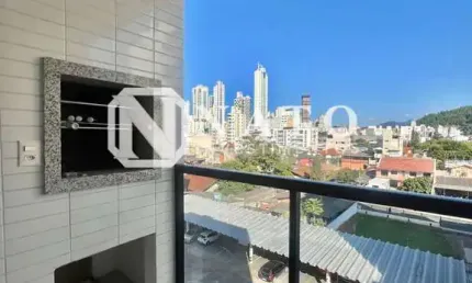 Apartamento mobiliado com 2 dormitórios para locação anual no bairro nações em balneário camboriú