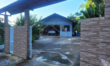 Casa para Venda em Blumenau, Progresso, 3 dormitórios, 2 banheiros, 2 vagas