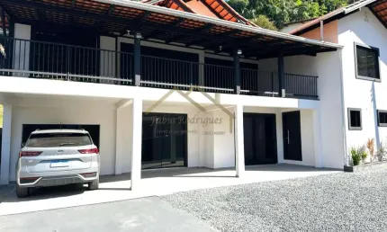 Casa para venda, água verde, 5 dormitórios, 2 suítes, 4 banheiros, 2 vagas