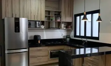 Lindo sobrado em Vila Matilde com 3 dormitórios bem localizado