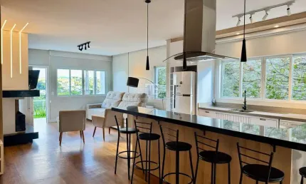 Casa com 4 Dormitórios no Jardim Europa, 172m² Construídos, Mobiliada